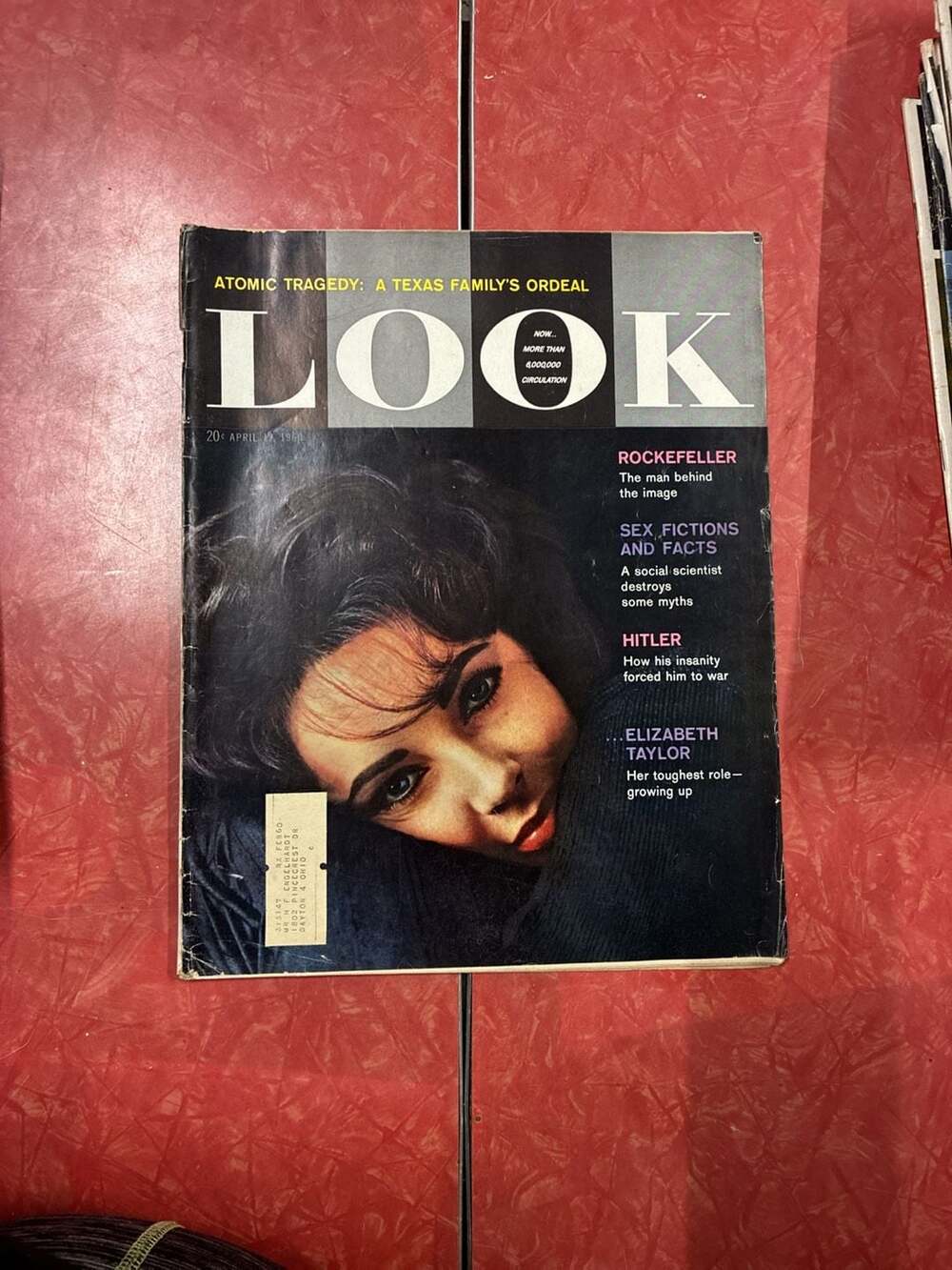 Look Magazine April 12 1960 Elizabeth Taylor Cover